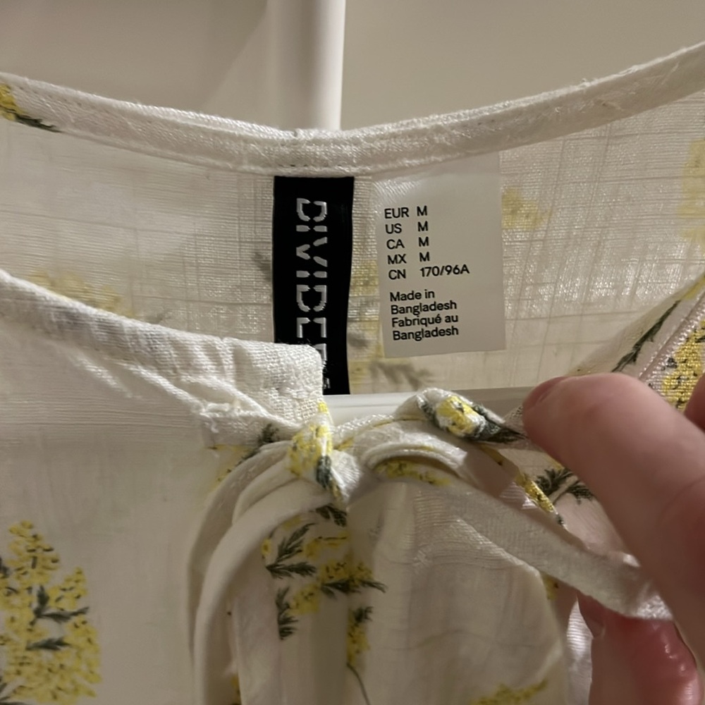 H&M Linen Blend Puff Sleeve Dress - Picture 3 of 4